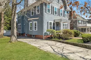 181 Arlington Ave, Providence, RI 02906 - Photo 3