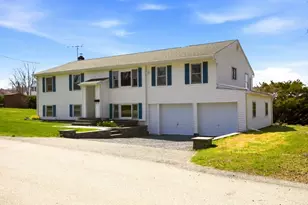 55 Mixter St, Middletown, RI 02842 - Photo 35