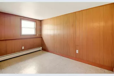 55 Mixter Street, Middletown, RI 02842 - Photo 31