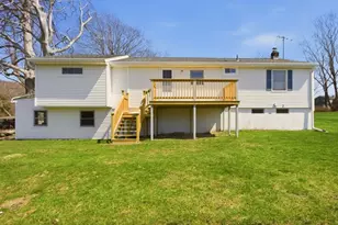 55 Mixter St, Middletown, RI 02842 - Photo 3