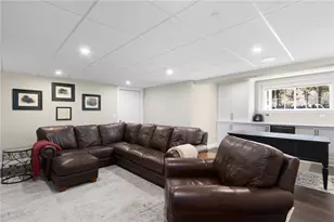 2 Waterview Ln, Warren, RI 02885 - Photo 27