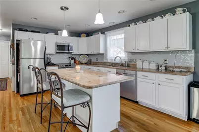 66 McCorrie Lane, Portsmouth, RI 02871 - Photo 3