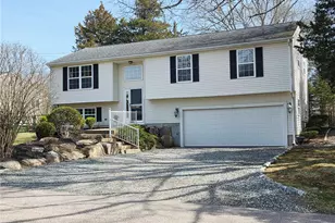 12 Butterfly Dr, Westerly, RI 02891 - Photo 1