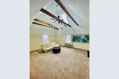 313 Berkeley Avenue #3, Middletown, RI 02842 - Photo 5