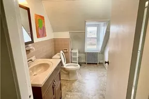 313 Berkeley Ave, Middletown, RI 02842 - Photo 9