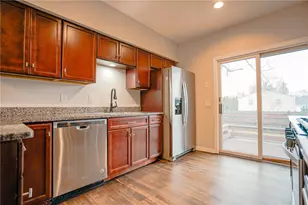 59 Bourne Ave, East Providence, RI 02916 - Photo 21