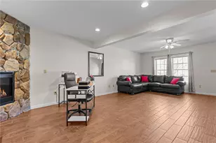 71 Fairview Ave, East Providence, RI 02914 - Photo 25