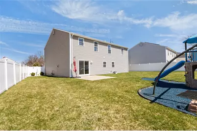 71 Fairview Avenue, East Providence, RI 02914 - Photo 35