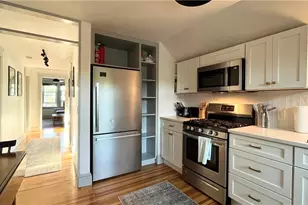 25 View St, Providence, RI 02908 - Photo 19