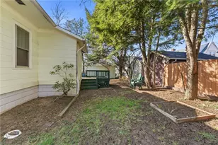 27 Essex St, Cranston, RI 02910 - Photo 7