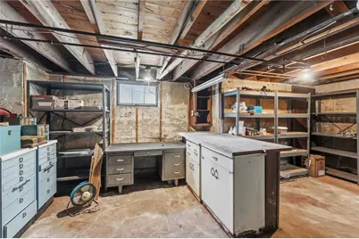 27 Essex Street, Cranston, RI 02910 - Photo 43