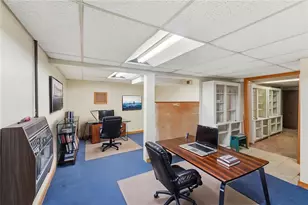 27 Essex St, Cranston, RI 02910 - Photo 39