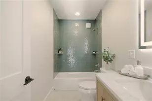 85 Bayview Ave, Bristol, RI 02809 - Photo 17