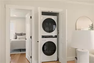 85 Bayview Ave, Bristol, RI 02809 - Photo 21