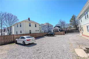235 River St, Providence, RI 02908 - Photo 5