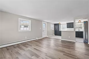 92 Star Ave, Woonsocket, RI 02895 - Photo 9