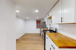 372 Hawkins St, Providence, RI 02904 - Photo 3