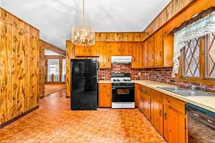 30 Naples Ave, Providence, RI 02908 - Photo 7