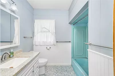 30 Naples Avenue, Providence, RI 02908 - Photo 11