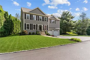 20 Grove Rd, Cumberland, RI 02864 - Photo 3
