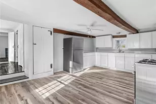 1382 Hope St, Bristol, RI 02809 - Photo 3