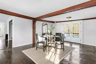 1382 Hope St, Bristol, RI 02809 - Photo 9