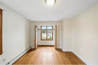 25 Martello Street, East Providence, RI 02914 - Photo 9