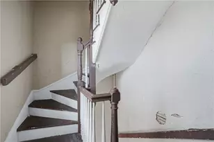 213 Meadow St, Pawtucket, RI 02860 - Photo 15