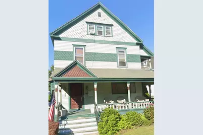 32 Rhode Island Avenue #3, Newport, RI 02840 - Photo 1