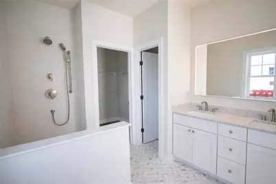 169 Revolution Way, Portsmouth, RI 02871 - Photo 3