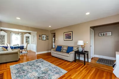 26 Dover Avenue, East Providence, RI 02914 - Photo 9