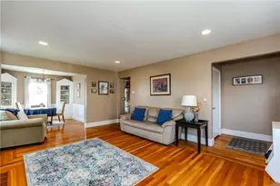 26 Dover Ave, East Providence, RI 02914 - Photo 9