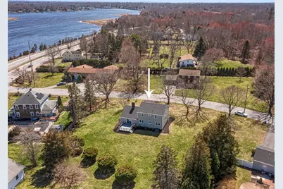 3 Pine Top Road, Barrington, RI 02806 - Photo 3