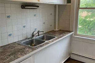 69 Erastus St, Providence, RI 02908 - Photo 9