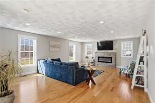 1268 Central Ave, Johnston, RI 02919 - Photo 19