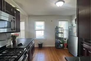 28 Thurston Ave, Newport, RI 02840 - Photo 9