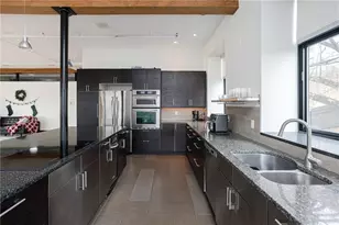 28 Wolcott St, Providence, RI 02908 - Photo 7