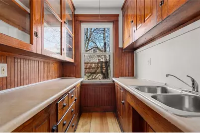 975 Atwells Avenue, Providence, RI 02909 - Photo 9
