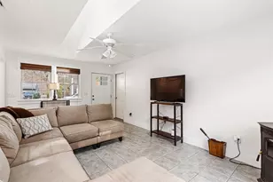 45 Bonnie Brook Dr, Cumberland, RI 02864 - Photo 11