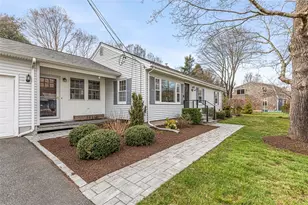 45 Bonnie Brook Dr, Cumberland, RI 02864 - Photo 5
