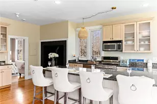 446 Bellevue Ave, Newport, RI 02840 - Photo 5