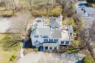 446 Bellevue Ave, Newport, RI 02840 - Photo 39