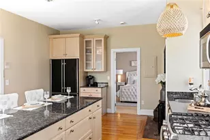 446 Bellevue Ave, Newport, RI 02840 - Photo 9