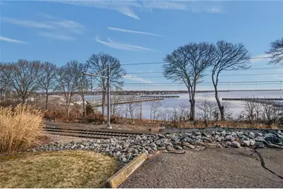 3940 Post Road #26, Warwick, RI 02886 - Photo 15