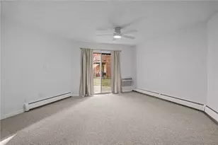 3940 Post Rd, Warwick, RI 02886 - Photo 7