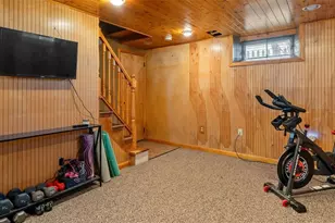 26 Blackamore Ave, Cranston, RI 02910 - Photo 17