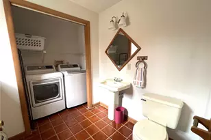 402 Weaver Hill Rd, West Greenwich, RI 02817 - Photo 35