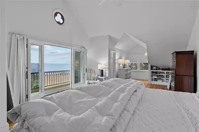 561 Indian Avenue, Middletown, RI 02842 - Photo 23