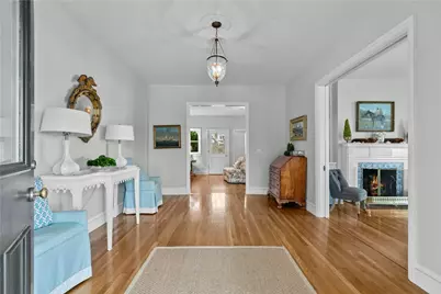 561 Indian Avenue, Middletown, RI 02842 - Photo 3