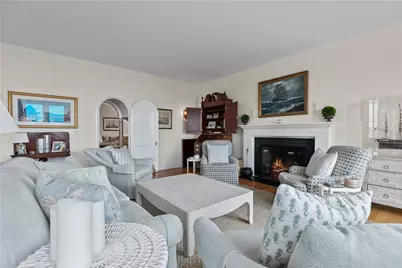 561 Indian Avenue, Middletown, RI 02842 - Photo 9